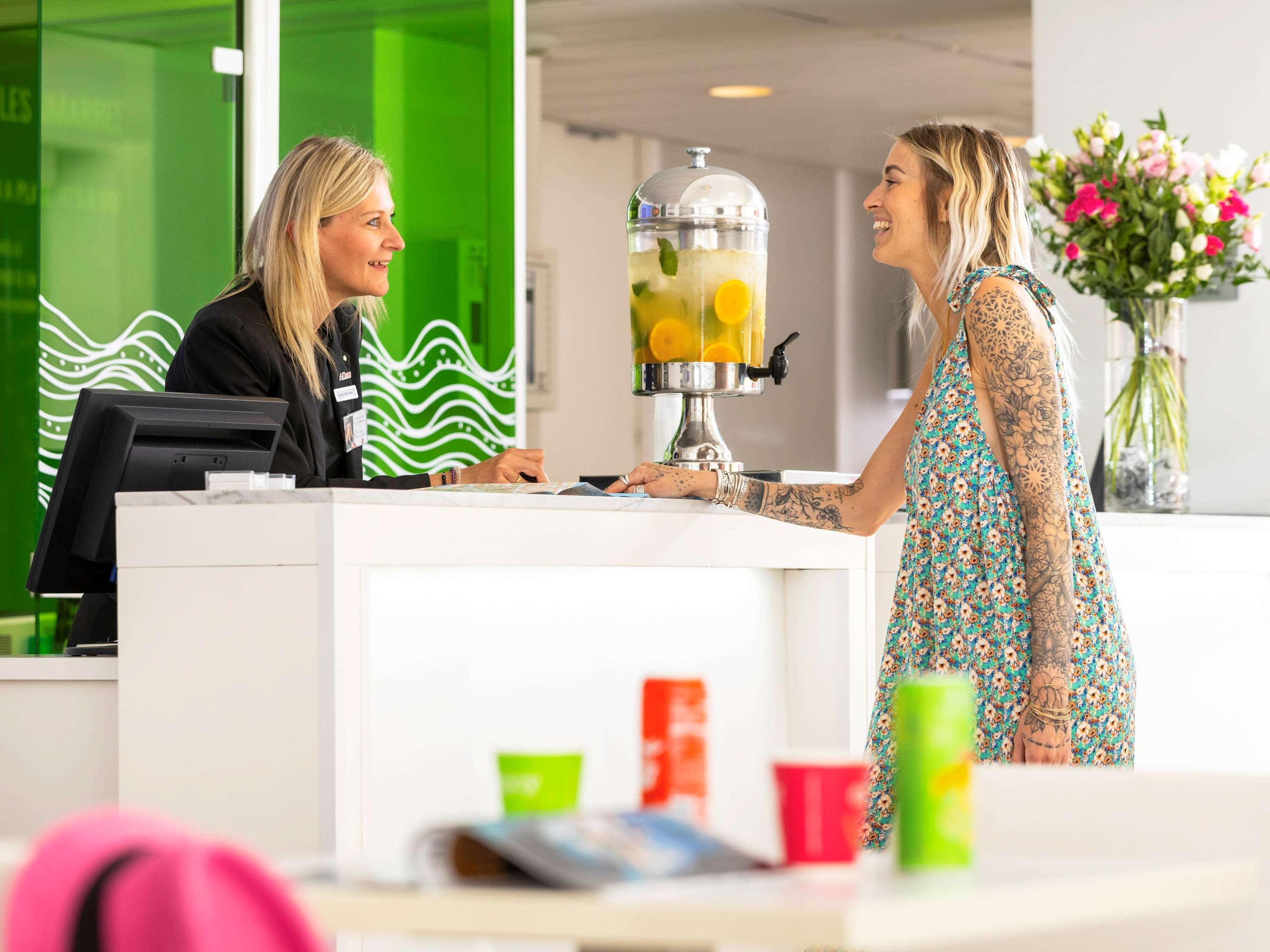 فندق Ibis Styles Menton Centre المظهر الخارجي الصورة