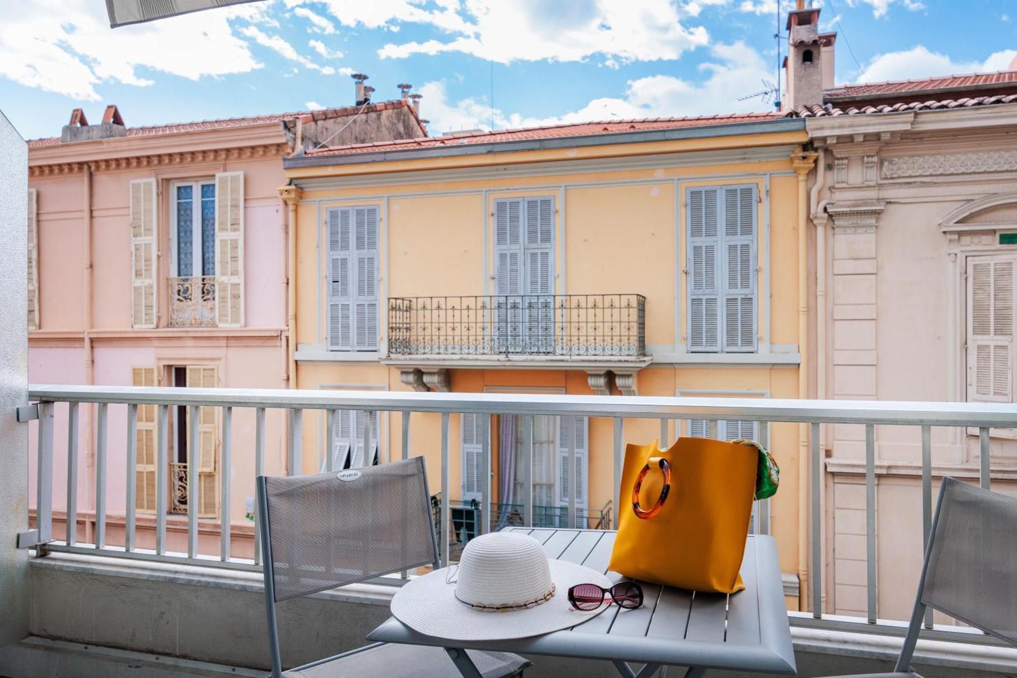 فندق Ibis Styles Menton Centre المظهر الخارجي الصورة
